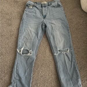 Abercrombie Women's Light Blue Distressed Jeans